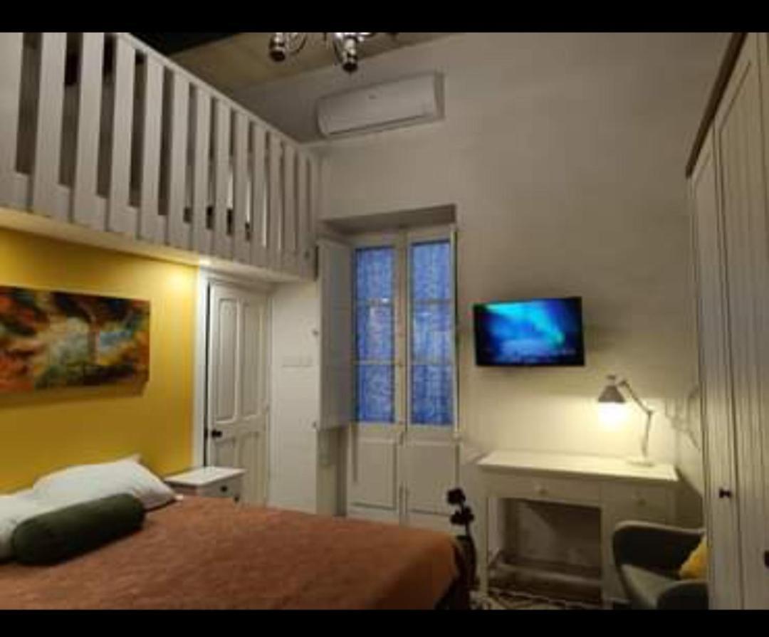 In Ain Karem - A Maltese Traditional Townhouse * Mosta